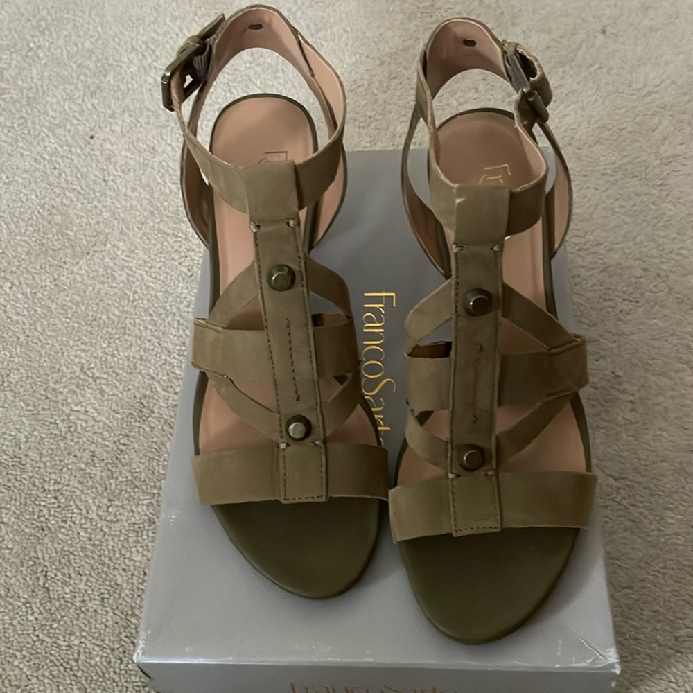 Franco Sarto olive sandals - 9.5